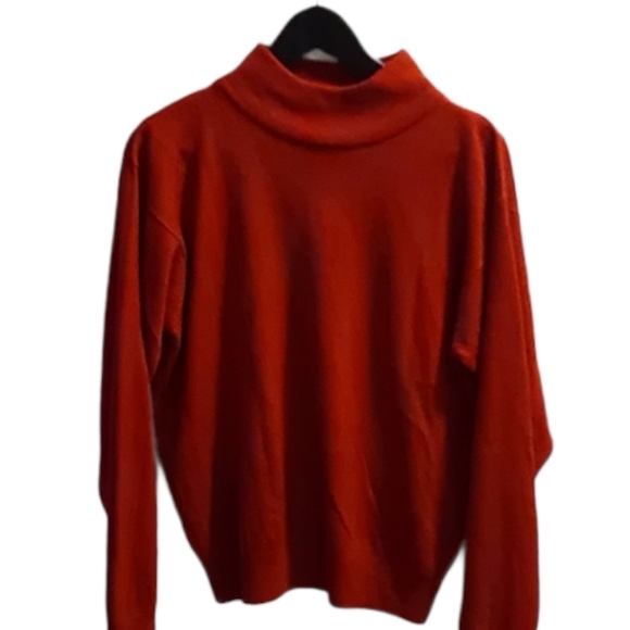 ⚡2/$20VGUC- Red mock turtleneck sweater - Picture 2 of 11